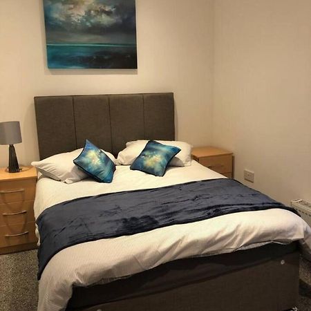 Lovely 4-Bed House In Anfield All En-Suite ลิเวอร์พูล ภายนอก รูปภาพ
