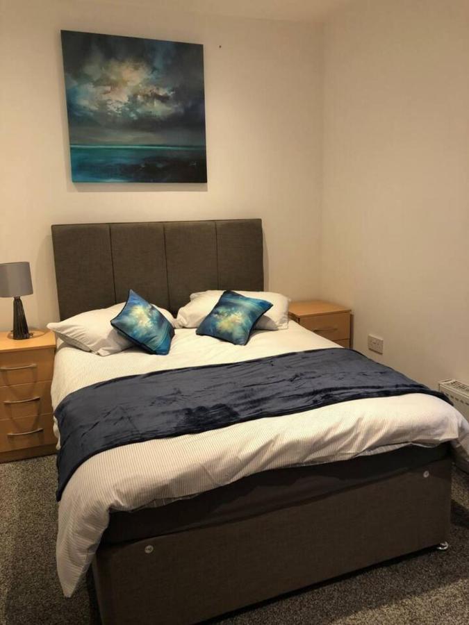 Lovely 4-Bed House In Anfield All En-Suite ลิเวอร์พูล ภายนอก รูปภาพ