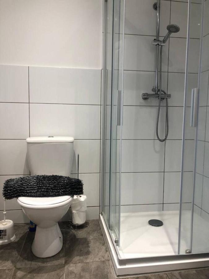 Lovely 4-Bed House In Anfield All En-Suite ลิเวอร์พูล ภายนอก รูปภาพ