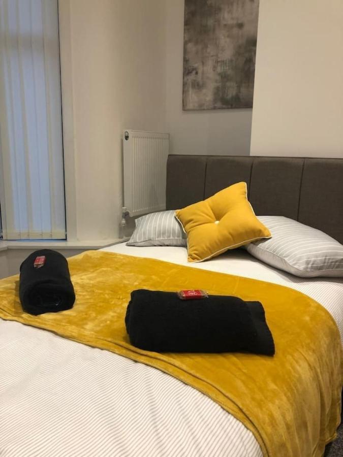 Lovely 4-Bed House In Anfield All En-Suite ลิเวอร์พูล ภายนอก รูปภาพ
